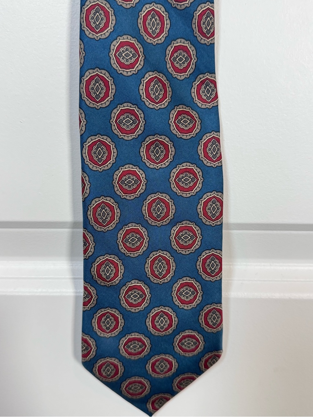 Maison Blanche Italian Silk Tie Blue Burgundy Medallion Geometric Business Mens